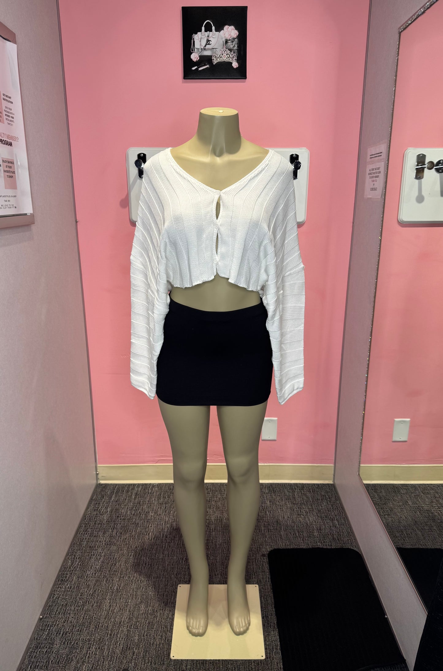 Silvia white crop kited button top