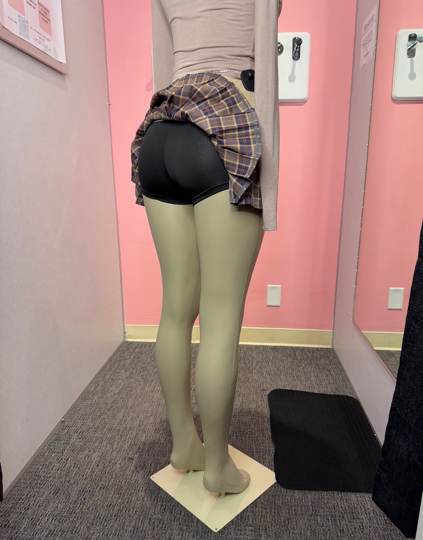 Navy pleaded plaid mini skort