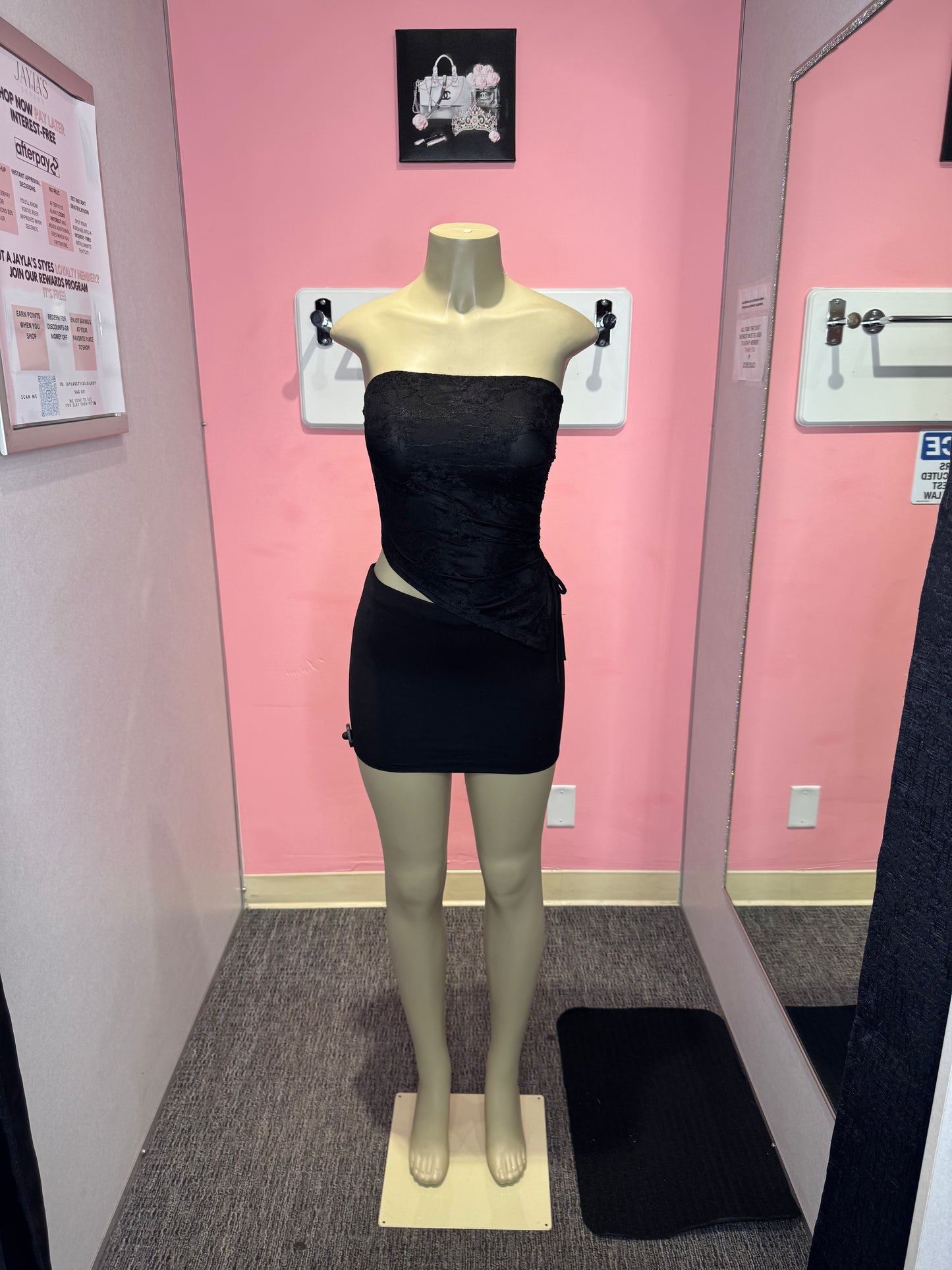 Joan lace asymmetric top