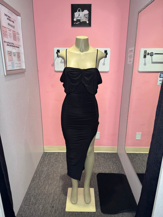 Laura black classic dress